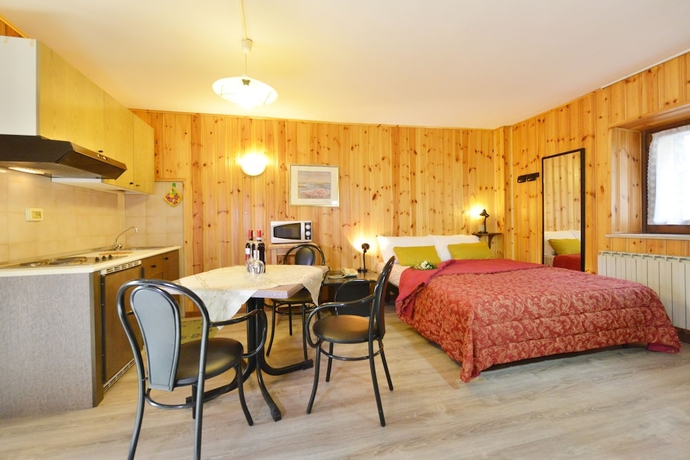 Imagen de la habitación del Hotel Residence Bellevue, Antey-Saint-Andre. Foto 14