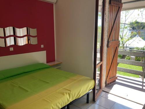 Imagen general del Hotel Residence Blu Marlin Natural beach. Foto 3