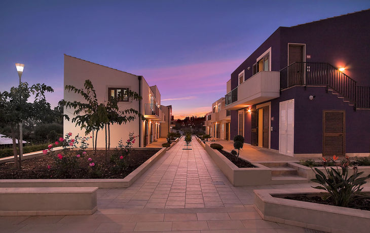 Imagen de los exteriores del Hotel Residence Blu Modicamare. Foto 13