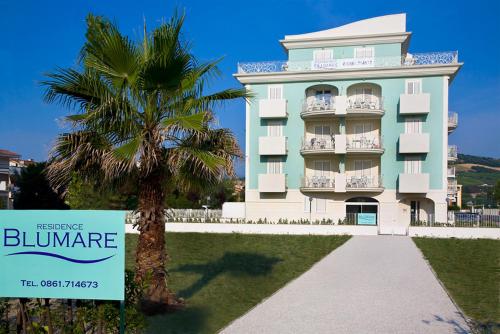 Imagen general del Hotel Residence Blumare. Foto 3