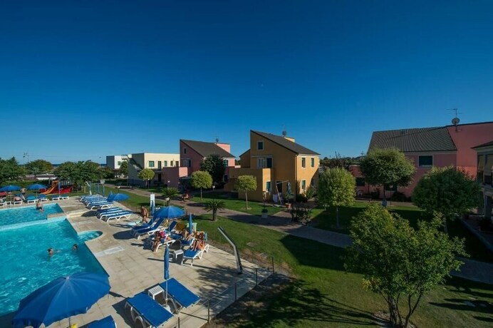Imagen de la piscina del Hotel Residence Borgomare. Foto 17