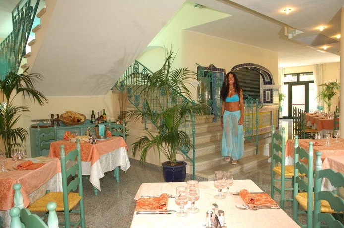 Imagen general del Hotel Residence Cala Liberotto. Foto 8