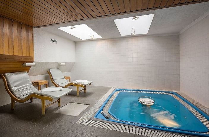 Imagen de la piscina del Hotel Residence Campolongo. Foto 19