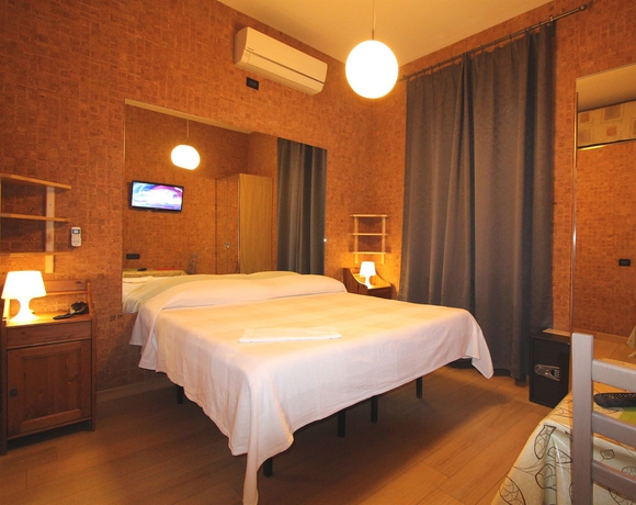 Imagen de la habitación del Hotel Residence Candia. Foto 4