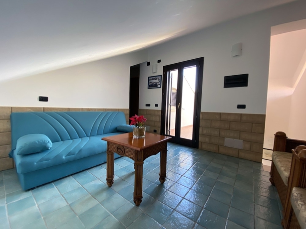 Imagen de la habitación del Hotel Residence Capo Campolato. Foto 9