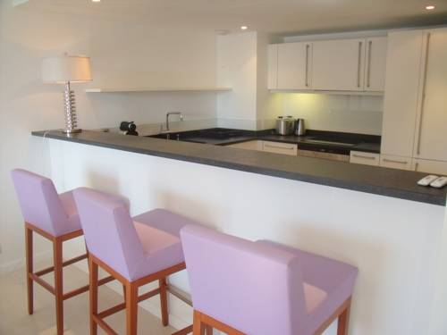 Imagen de la habitación del Hotel Residence Carlton Riviera. Foto 8