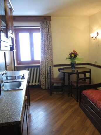 Imagen de la habitación del Hotel Residence Castelli, Cielo Alto. Foto 12