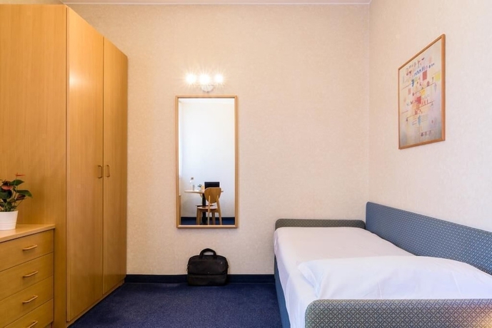 Imagen de la habitación del Hotel Residence Cimarosa. Foto 3