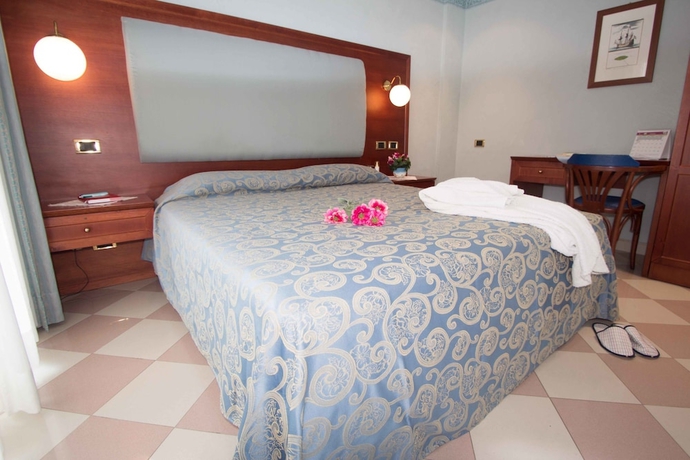 Imagen de la habitación del Hotel Residence Costazzurra. Foto 3