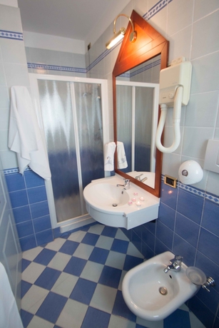 Imagen de la habitación del Hotel Residence Costazzurra. Foto 10