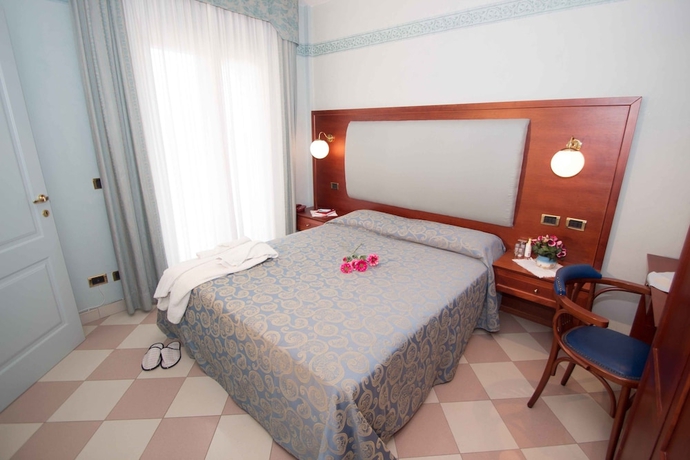 Imagen de la habitación del Hotel Residence Costazzurra. Foto 11