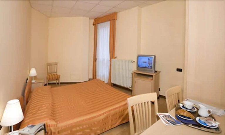 Imagen de la habitación del Hotel Residence Dei Fiori, Romanico. Foto 8