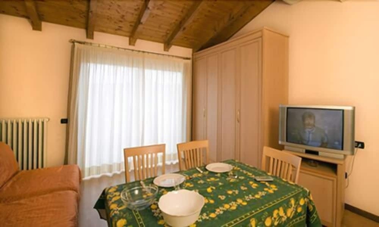 Imagen de la habitación del Hotel Residence Dei Fiori, Romanico. Foto 14