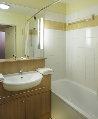 Imagen de la habitación del Hotel Residence Didot Montparnasse Paris. Foto 7