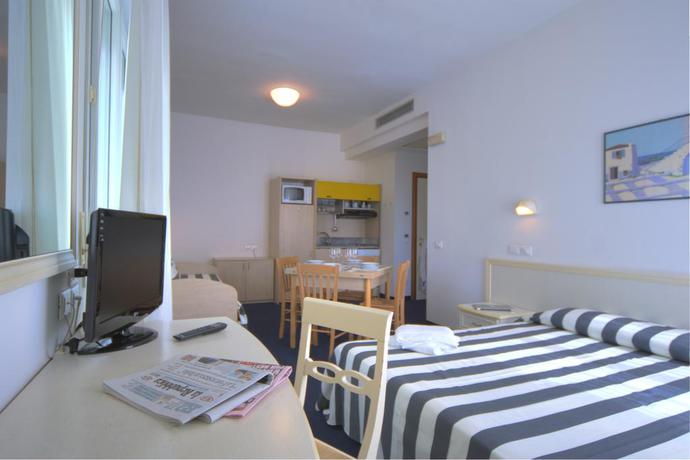 Imagen de la habitación del Hotel Residence Divina. Foto 6
