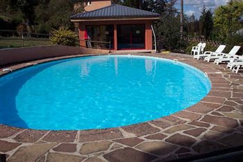 Imagen de la piscina del Hotel Residence Du Rougier. Foto 16