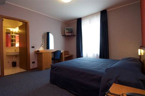 Imagen de la habitación del Hotel Residence Ducale, Porto Mantovano. Foto 4