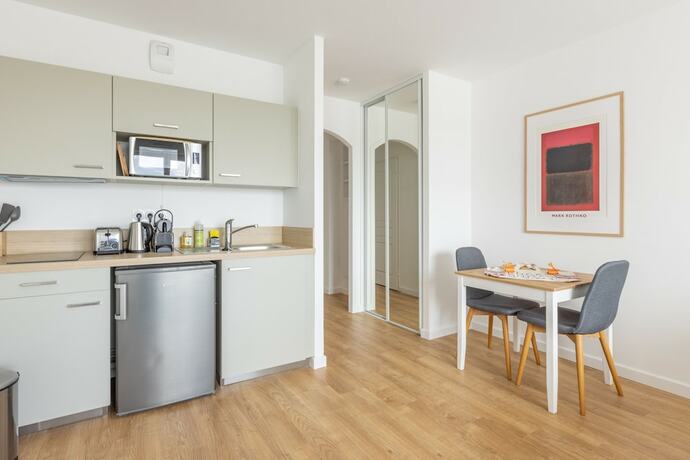 Imagen general del Hotel Residence Edgar Suites Levallois - Jules Verne. Foto 4