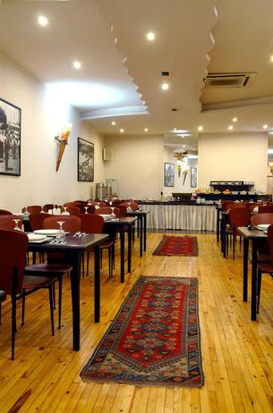 Imagen del bar/restaurante del Hotel Residence, Estambul. Foto 3