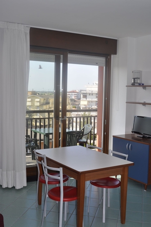 Imagen de la habitación del Hotel Residence Florida. Foto 3