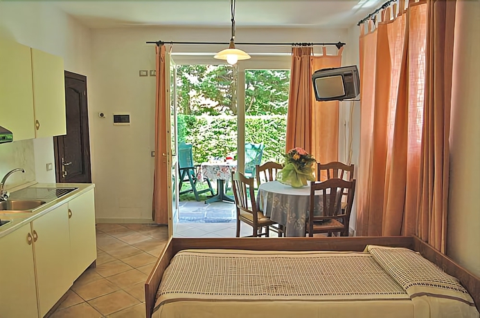 Imagen de la habitación del Hotel Residence Garden, Cannobio. Foto 5