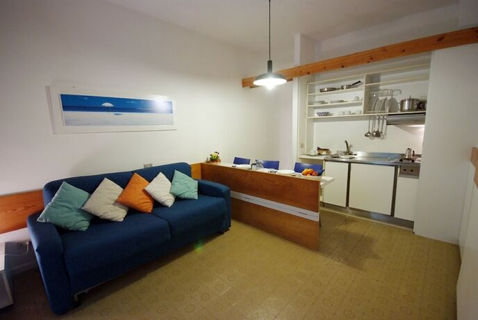 Imagen general del Hotel Residence Golfo Della Lacona. Foto 2