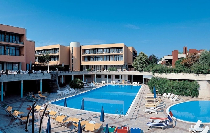 Imagen general del Hotel Residence Holiday, Colombare. Foto 1