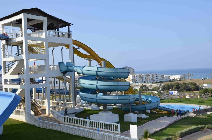 Imagen de la piscina del Hotel Residence Hoteliere L'escale. Foto 15