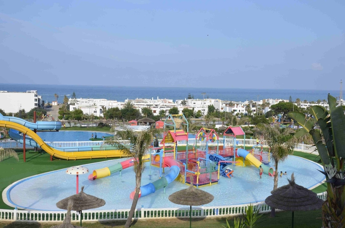 Imagen de la piscina del Hotel Residence Hoteliere L'escale. Foto 19