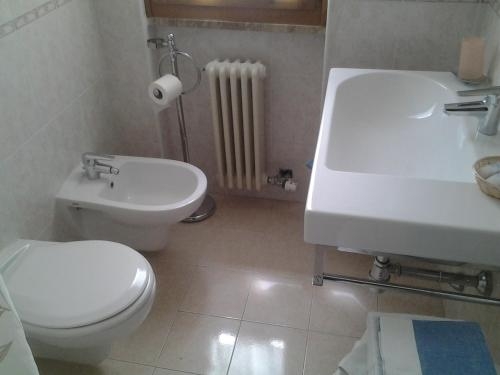 Imagen de la habitación del Hotel Residence I Morelli. Foto 7