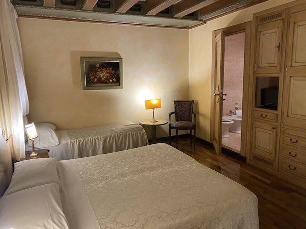 Imagen de la habitación del Hotel Residence Il Chiostro. Foto 7