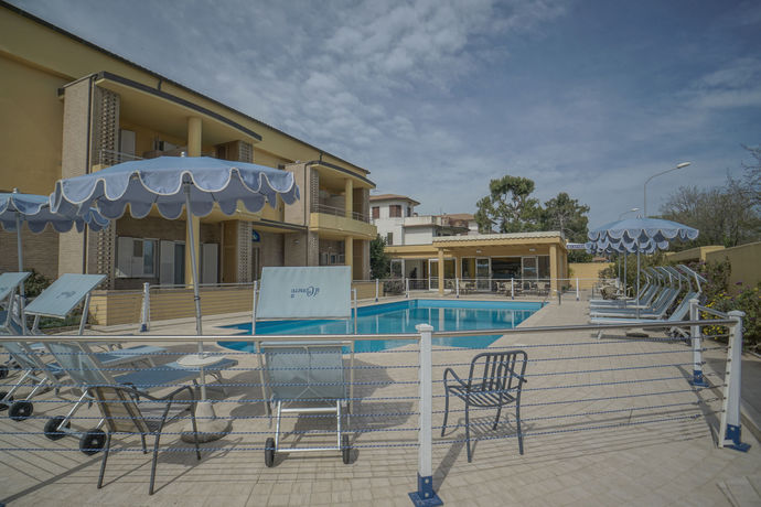 Imagen de la piscina del Hotel Residence Il Conero 2. Foto 13