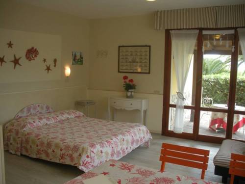 Imagen de la habitación del Hotel Residence Il Mandorlo. Foto 4