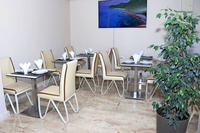 Imagen del bar/restaurante del Hotel Residence Imiplage. Foto 12