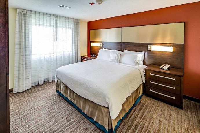Imagen del bar/restaurante del Hotel Residence Inn Akron South/Green. Foto 6