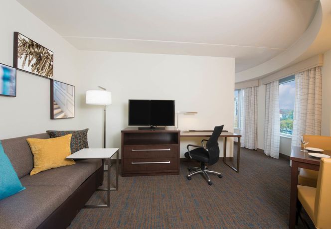 Imagen de los interiores del Hotel Residence Inn Ann Arbor Downtown. Foto 8