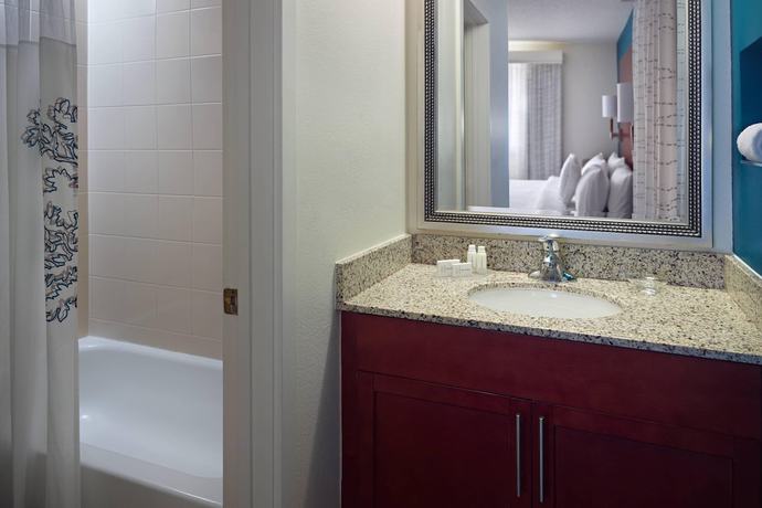 Imagen de la habitación del Hotel Residence Inn Atlanta Airport North/Virginia Avenue. Foto 15