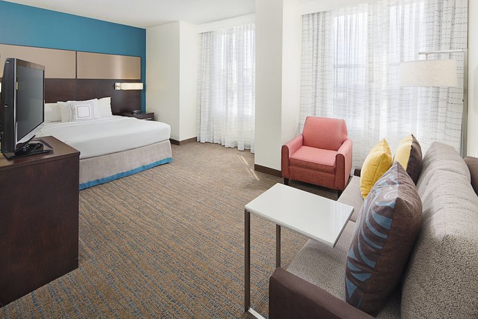 Imagen de la habitación del Hotel Residence Inn Atlanta Downtown By Marriott. Foto 7