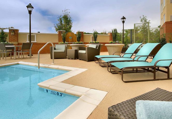 Imagen de la piscina del Hotel Residence Inn Atlanta Ne/duluth Sugarloaf. Foto 16