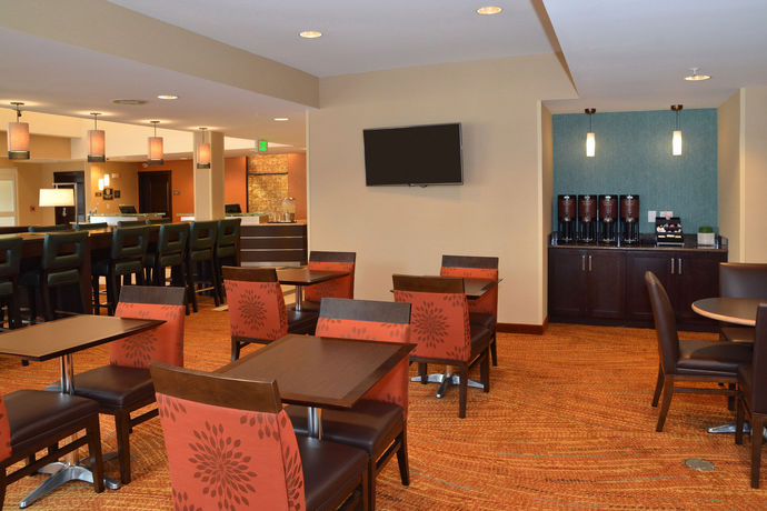 Imagen de los interiores del Hotel Residence Inn By Marriott Akron Fairlawn. Foto 14