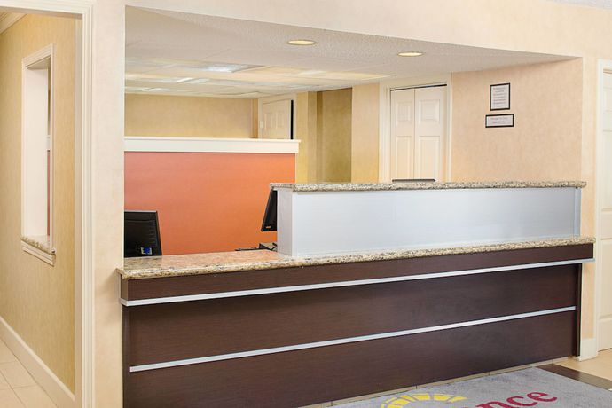 Imagen de los interiores del Hotel Residence Inn By Marriott Binghamton. Foto 13