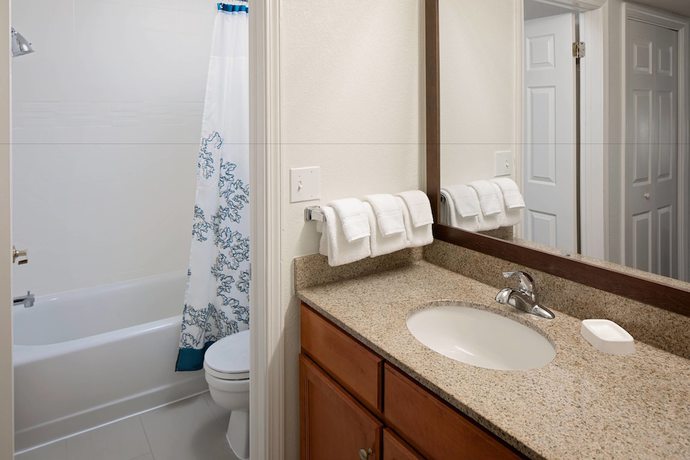 Imagen de la habitación del Hotel Residence Inn By Marriott Binghamton. Foto 5