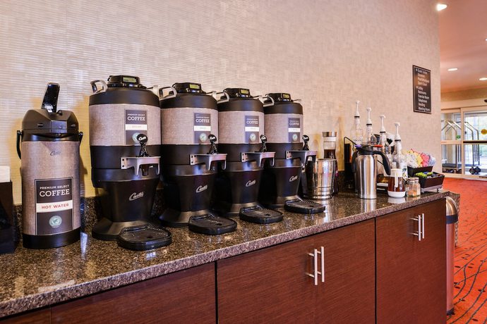 Imagen del bar/restaurante del Hotel Residence Inn By Marriott Boston Andover. Foto 7