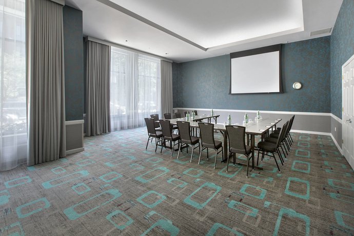 Imagen de los interiores del Hotel Residence Inn By Marriott Boston Cambridge. Foto 17