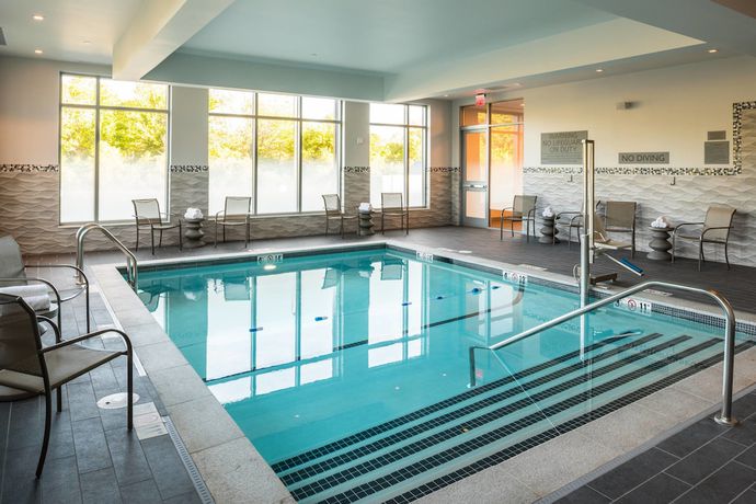 Imagen de la piscina del Hotel Residence Inn By Marriott Boston Concord. Foto 18