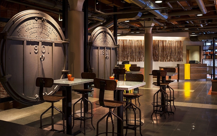 Imagen del bar/restaurante del Hotel Residence Inn By Marriott Boston Downtown/seaport. Foto 2