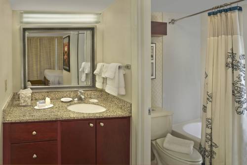 Imagen de la habitación del Hotel Residence Inn By Marriott Boston Tewksbury. Foto 3