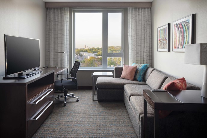 Imagen de la habitación del Hotel Residence Inn By Marriott Boston Watertown. Foto 8