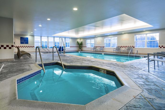 Imagen de la piscina del Hotel Residence Inn By Marriott Boston-franklin. Foto 11