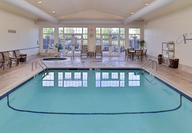 Imagen de la piscina del Hotel Residence Inn By Marriott Bozeman. Foto 16